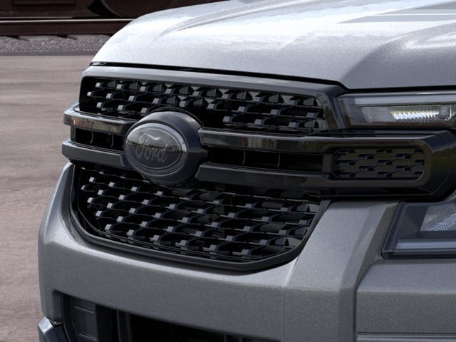 New 2026 Carbonized Gray Metallic Ford XLT image 39