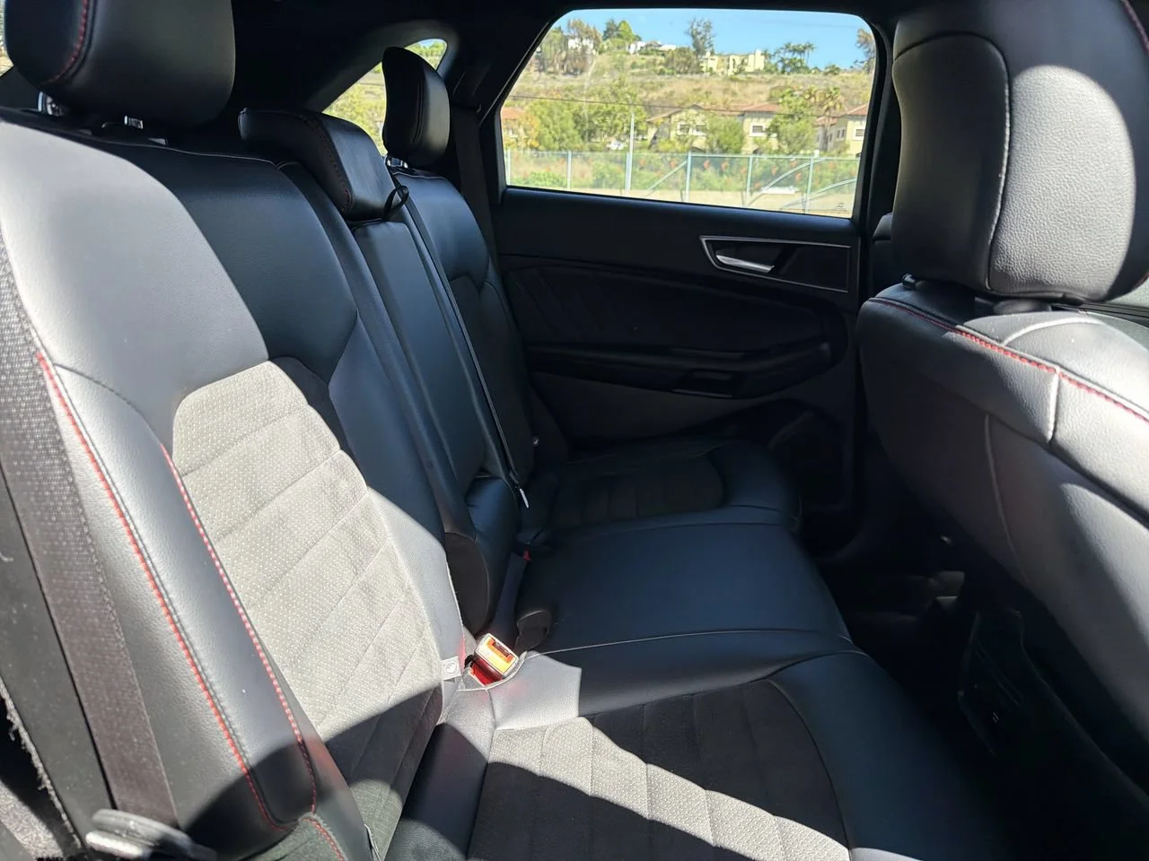 Used 2022 Black Ford ST-Line image 23