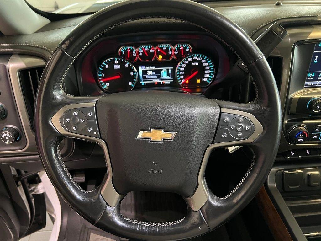 Used 2018 Pearl Chevrolet High Country image 22