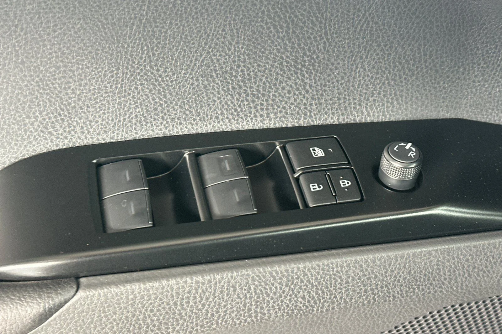 New 2026  Toyota SE image 12
