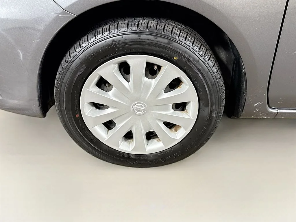Used 2017 Gray Nissan 1.6 SV image 35