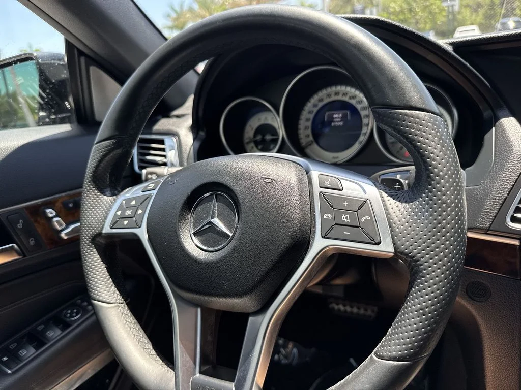 Used 2016 Obsidian Black Metallic Mercedes-Benz E 400 image 52