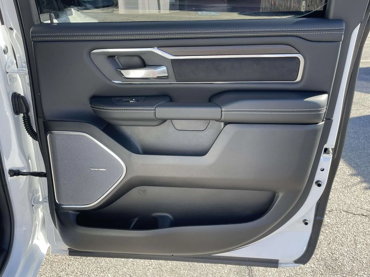 New 2026 Bright White Clear-Coat Exterior Paint RAM Laramie image 18