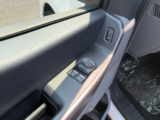 New 2026 White Ford XLT image 17