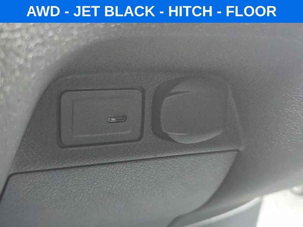 New 2026 Jet Black Mercedes-Benz Cargo 170 WB image 27