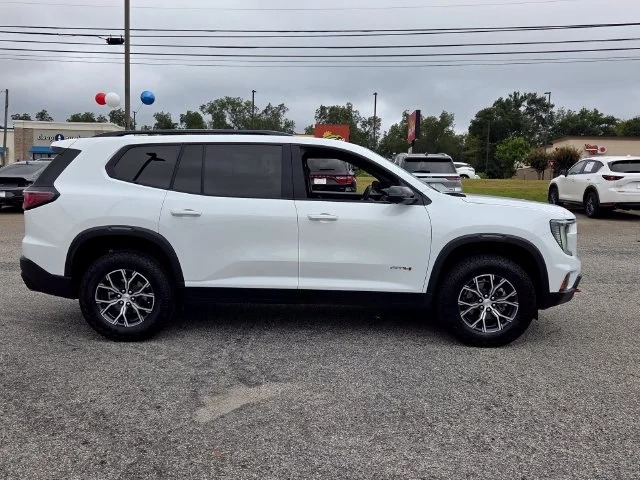 Used 2026 White GMC AT4 image 18