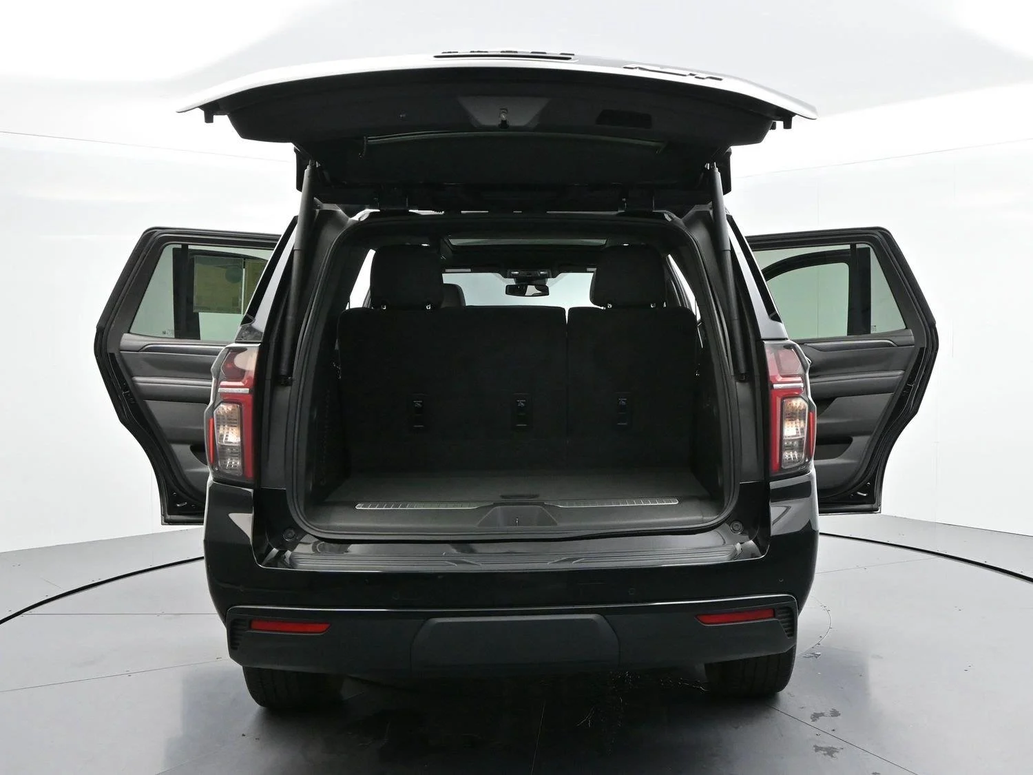 Used 2024 Black Chevrolet RST image 49