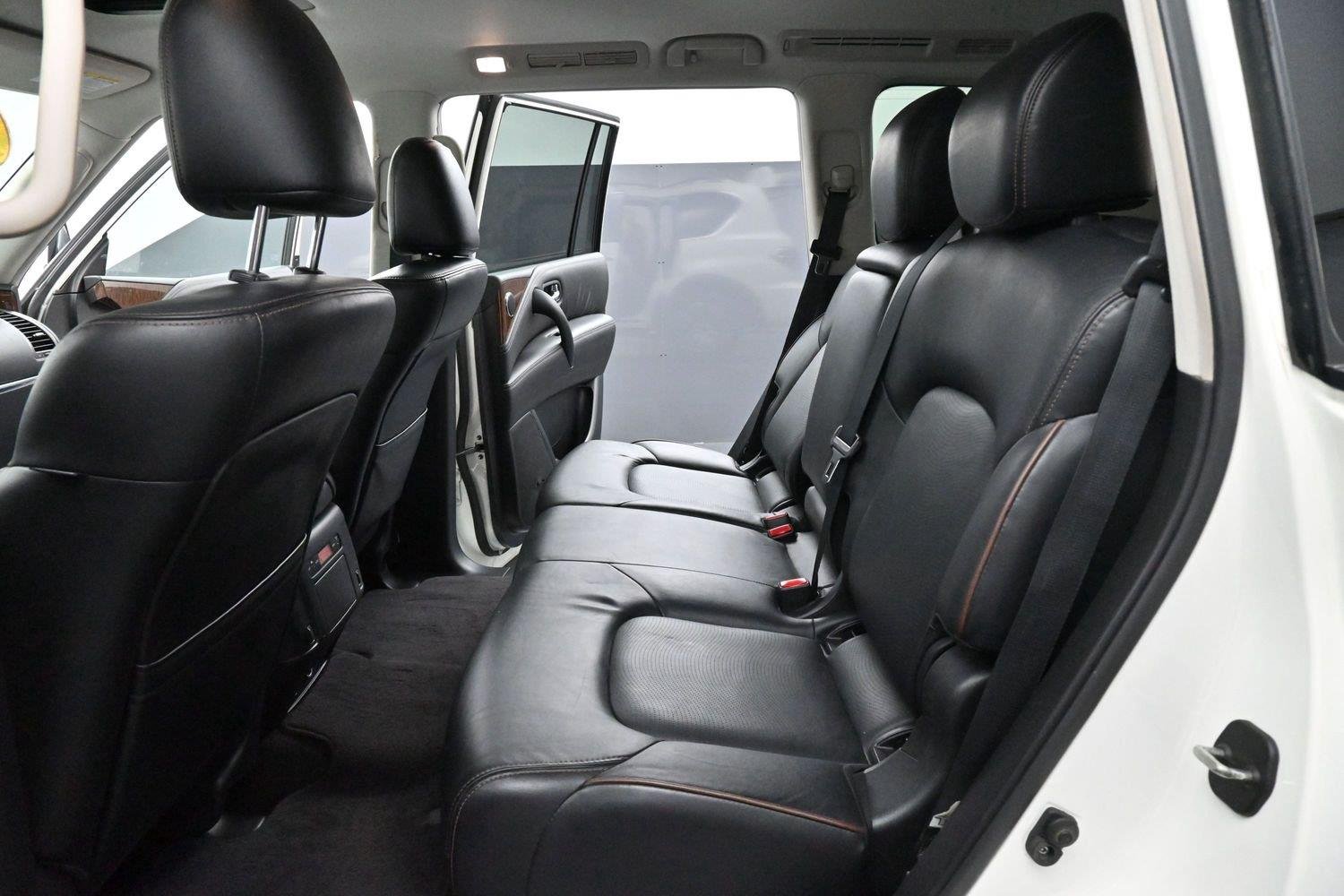 Used 2019 Pearl White Tricoat Nissan SL image 35