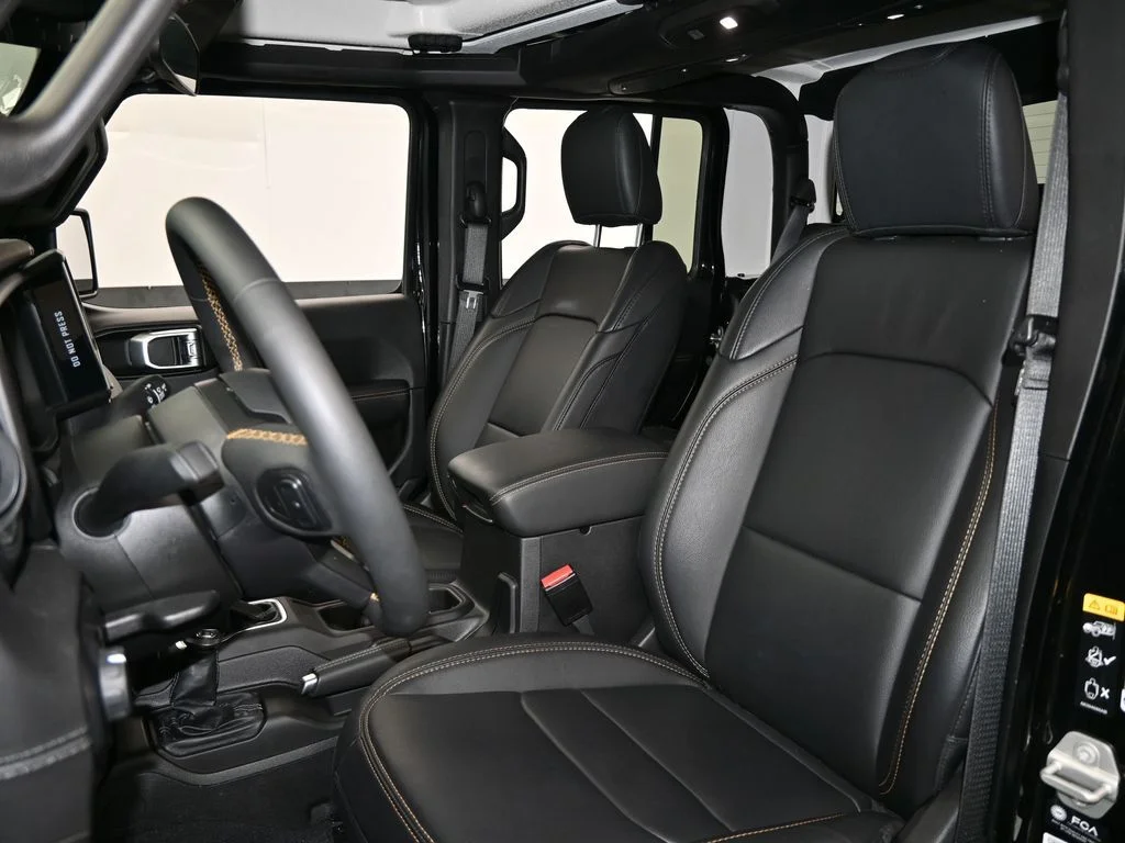 Used 2024 Black Clearcoat Jeep Sport S image 9