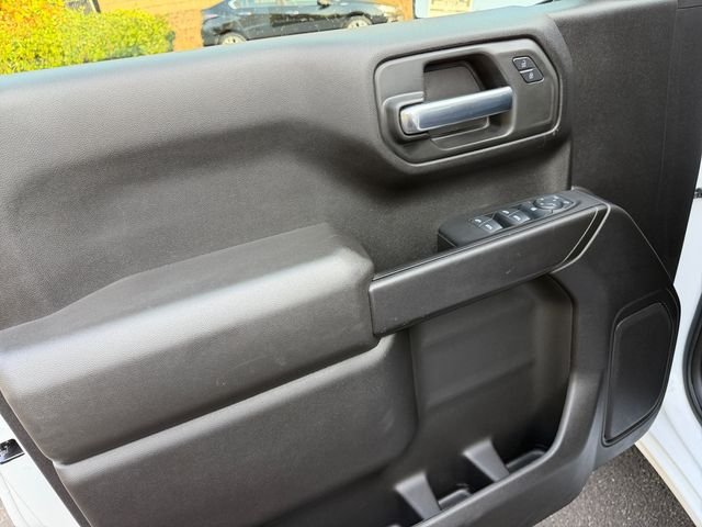 Used 2024 White GMC Pro image 7