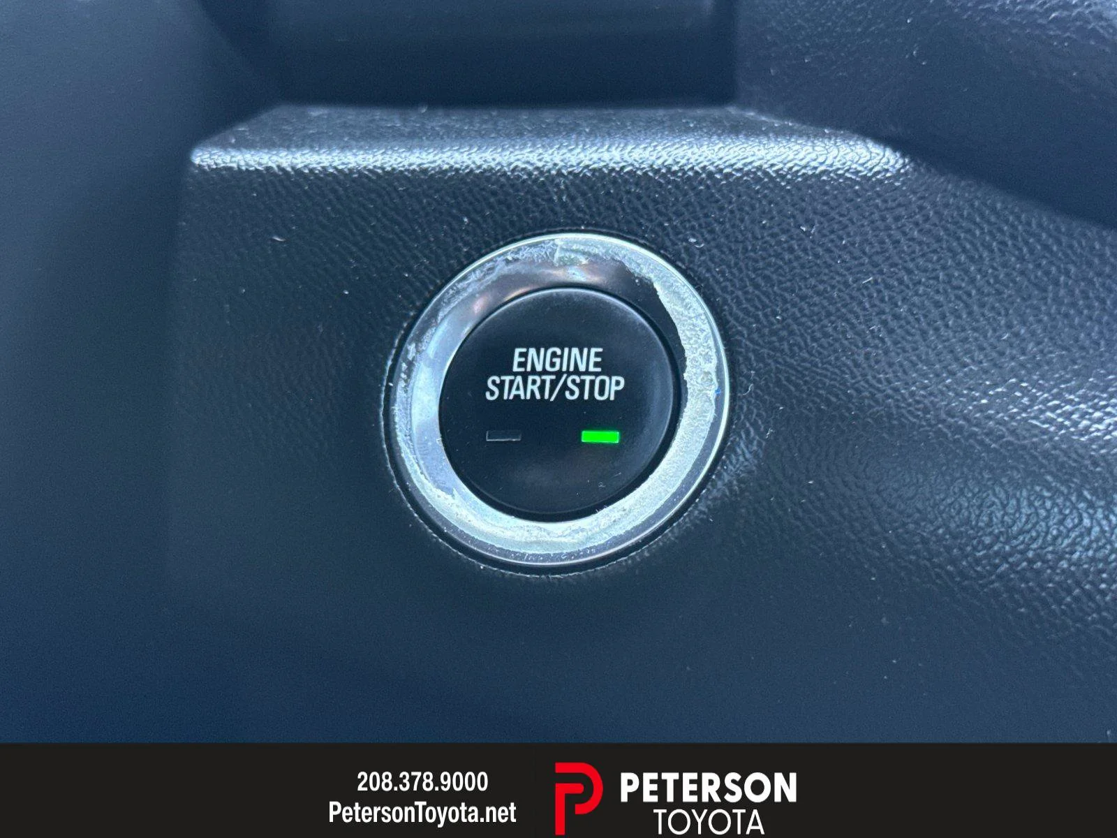 Used 2022 Black GMC SLT image 21