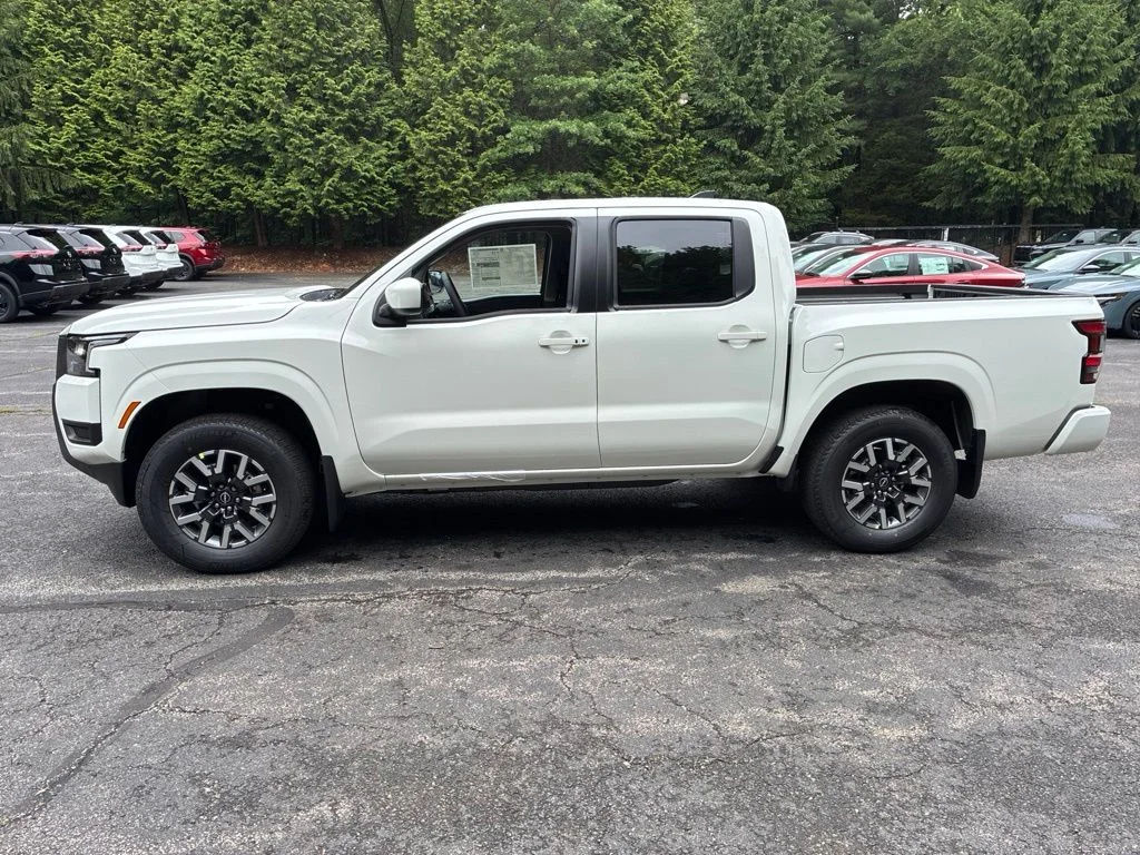 New 2026 Glacier White Nissan Crew Cab SV image 4