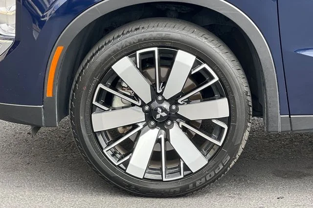Used 2025 Cosmic Blue Metallic Mitsubishi Trail Edition image 34