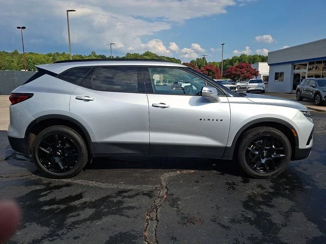 Used 2022 Silver Chevrolet LT image 7