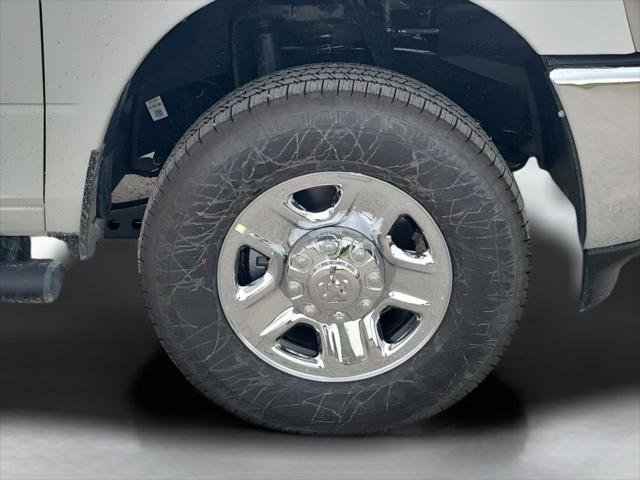 New 2026 Bright White Clear-Coat Exterior Paint RAM TRADESMAN image 20