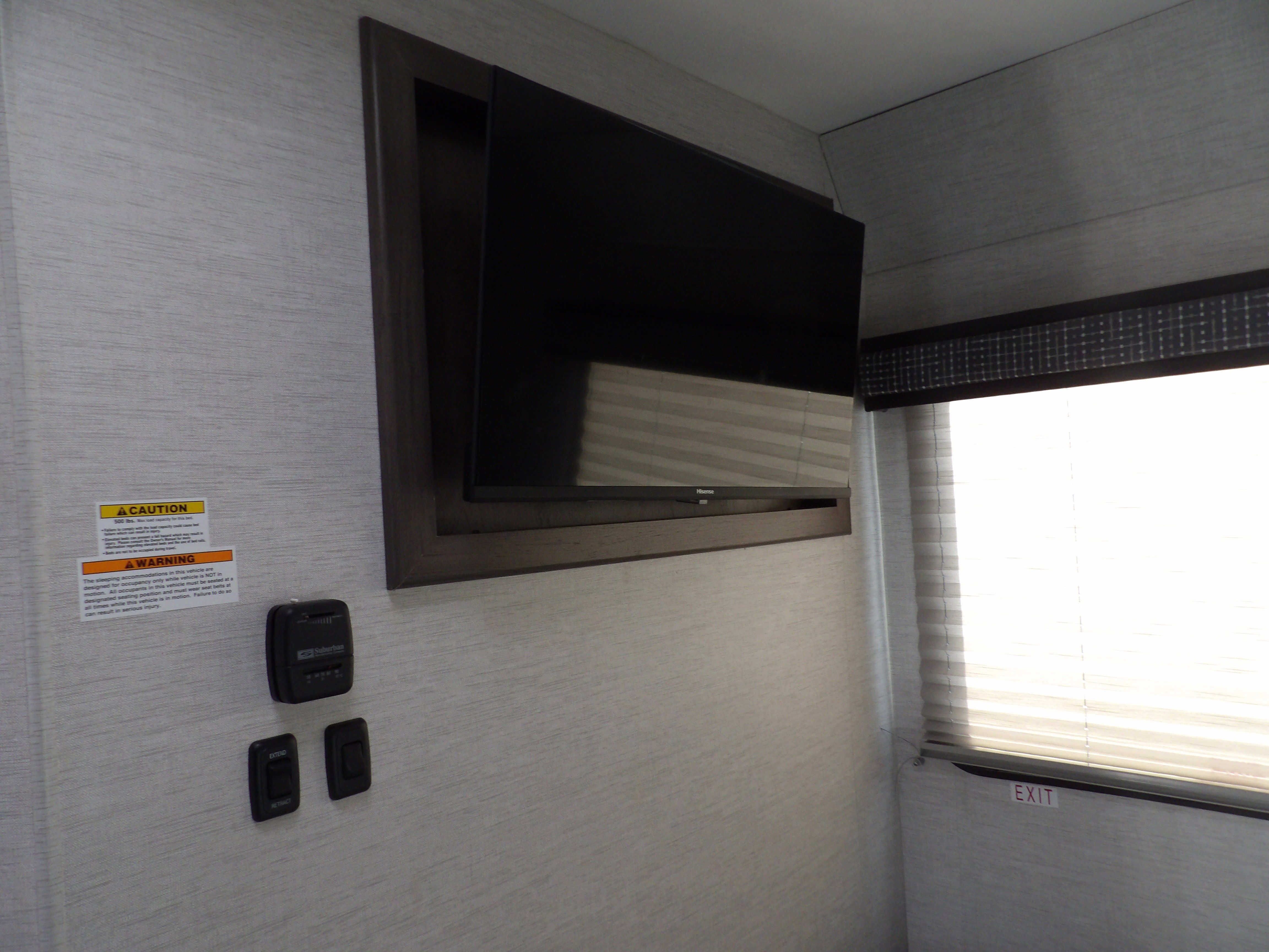 Used 2024 Summit White Thor M22B image 10