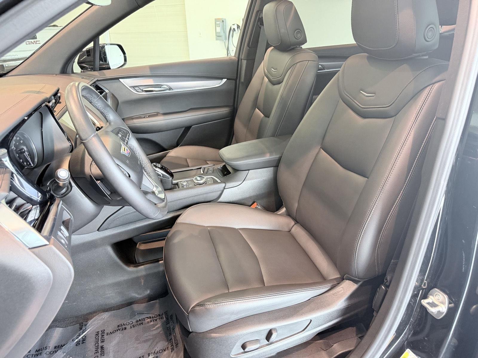 Used 2024 Stellar Black Metallic Cadillac AWD Luxury image 40