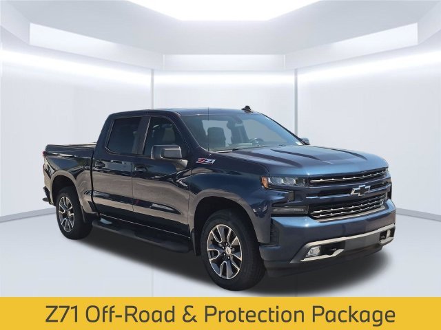 Used 2020 Blue Chevrolet RST image 11
