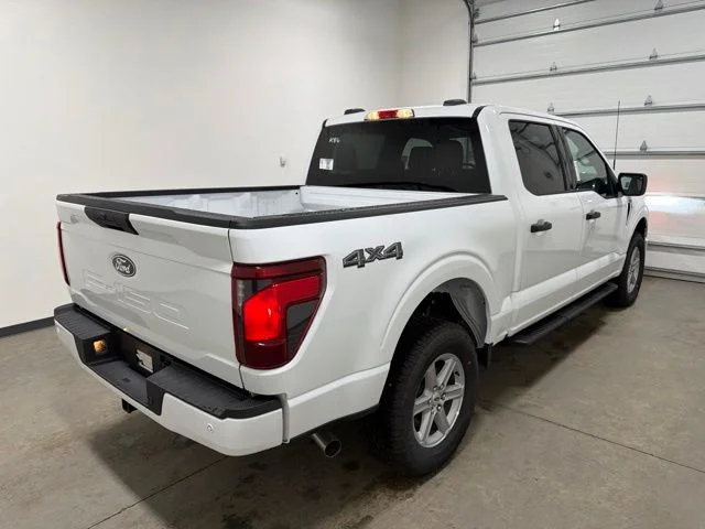 New 2026 Oxford White Ford XLT image 4