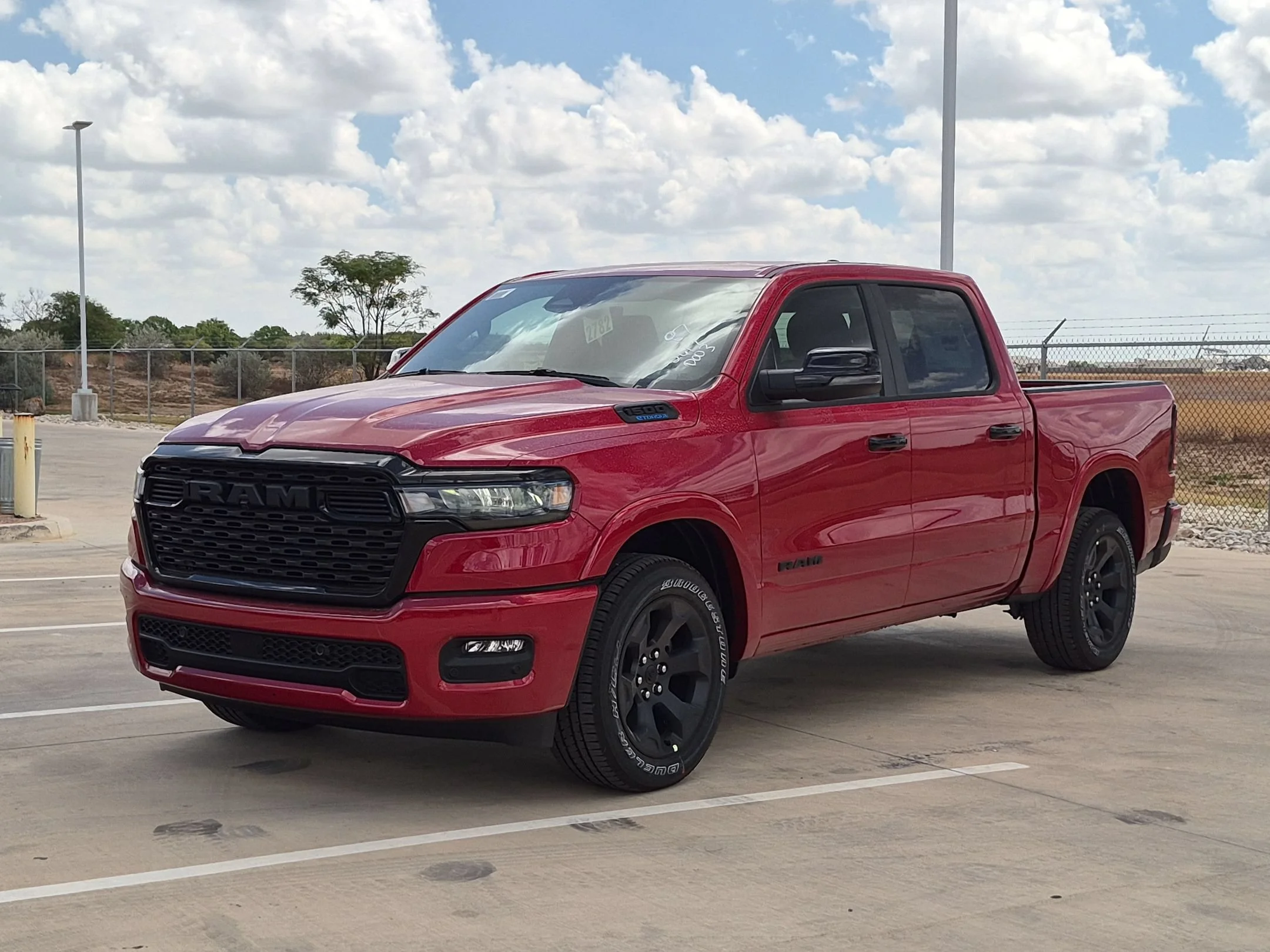 New 2027 Molten Red Pearlcoat RAM Big Horn/Lone Star image 7