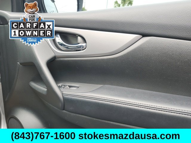 Used 2020 Gray Nissan SL image 24