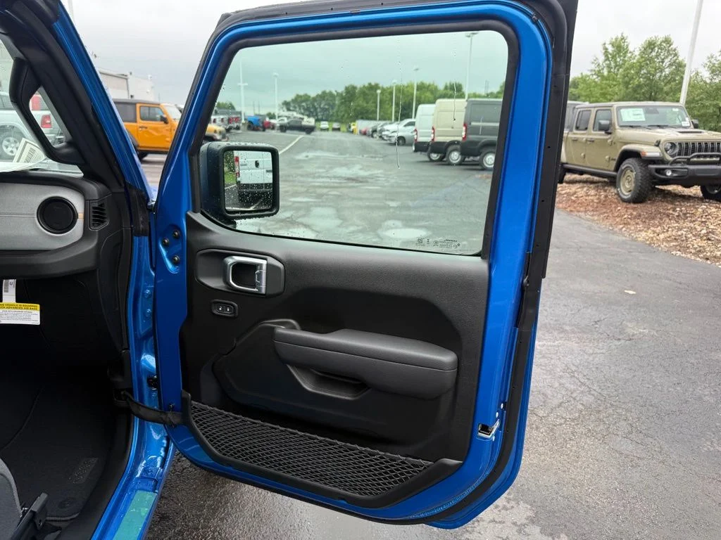 New 2026 Hydro Blue Pearlcoat Jeep Sport image 43