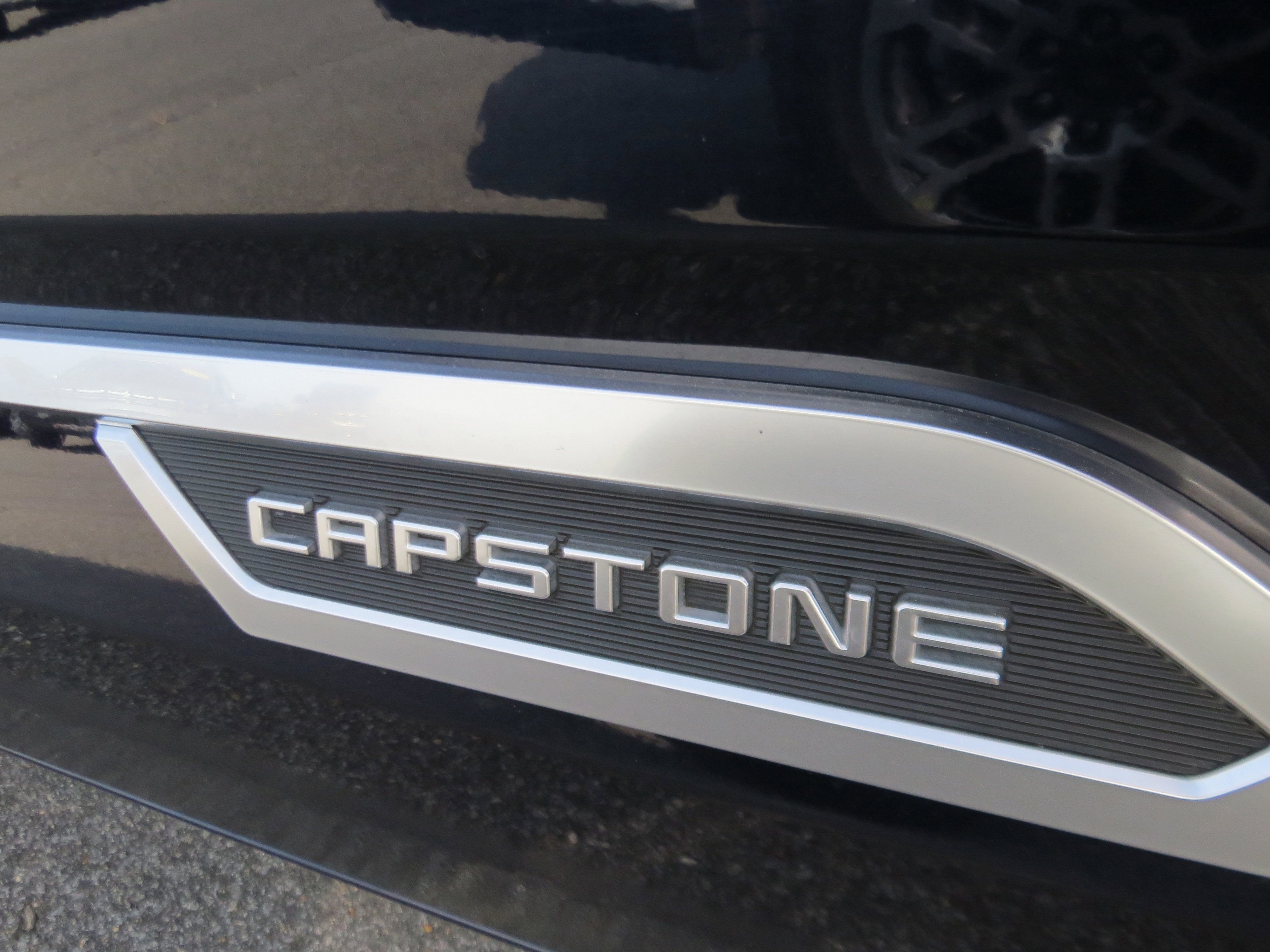 Used 2025  Toyota SR5 image 8