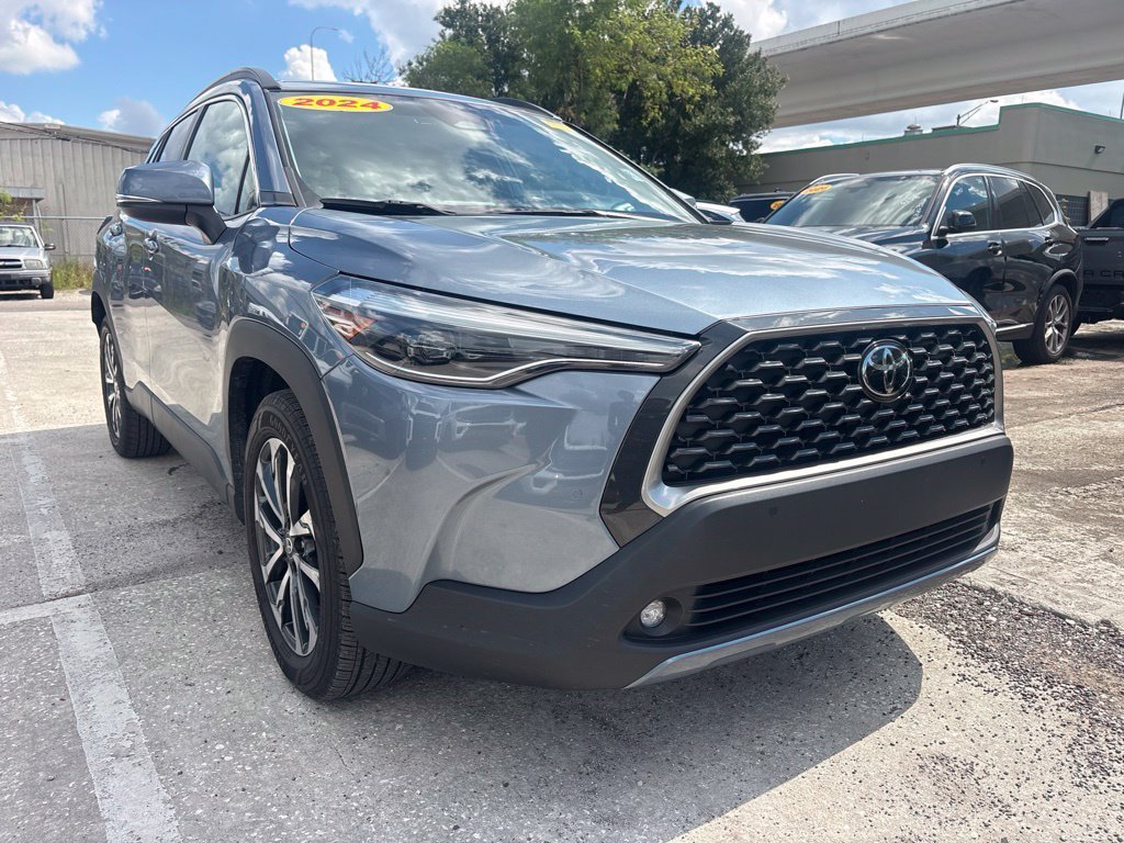Used 2024 Blue Toyota XLE image 1