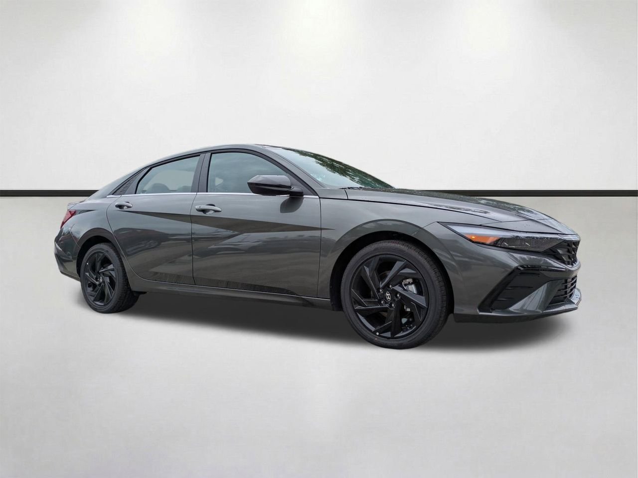 New 2026 Amazon Gray Hyundai SEL Sport Premium image 2