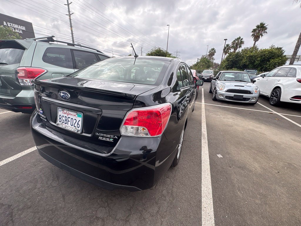 Used 2015 Crystal Black Silica Subaru 2.0i image 7