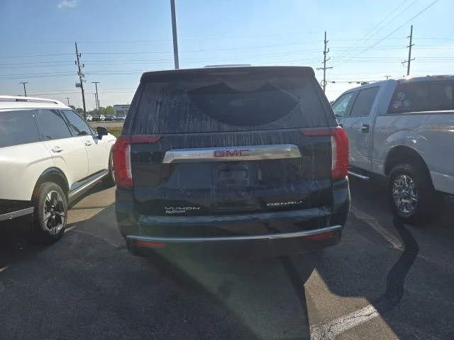 Used 2024 Blue GMC Denali image 3