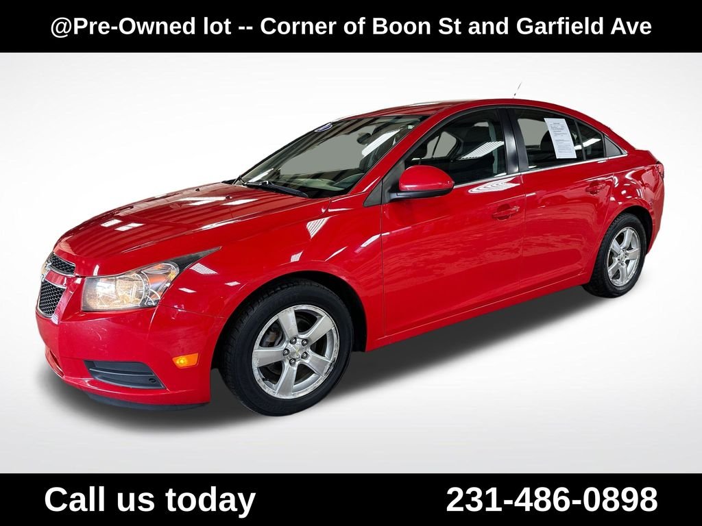 Used 2014 Red Chevrolet 1LT image 1