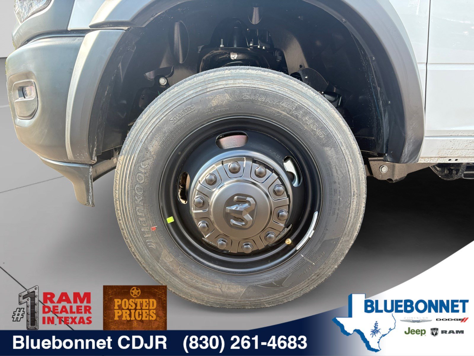 New 2027 Bright White Clear-Coat Paint RAM Tradesman image 9
