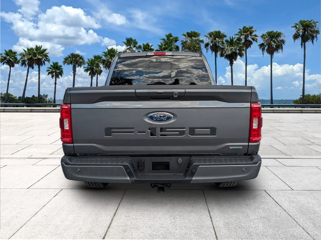 Used 2023 Carbonized Gray Metallic Ford XLT image 8
