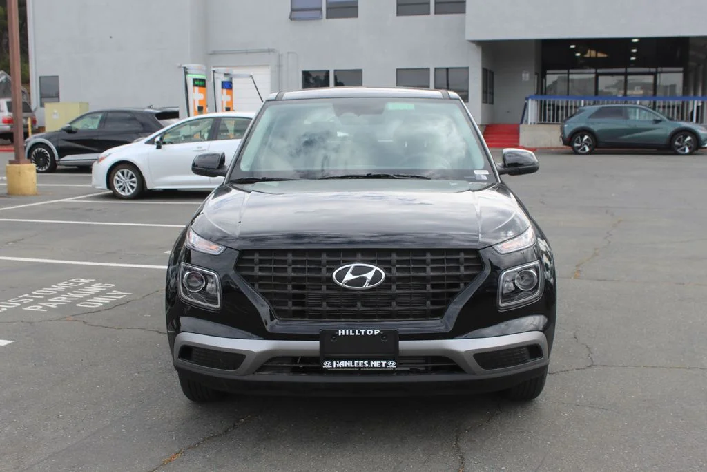 New 2026 Black Hyundai SE image 4