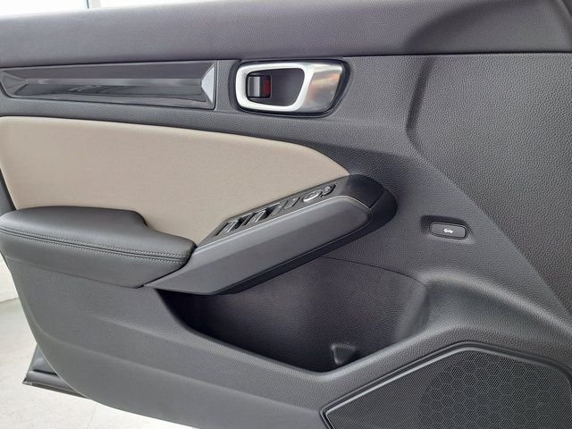 Used 2024  Honda Touring image 19