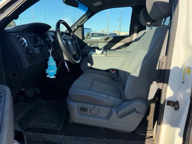 Used 2012 White Ford XLT image 2