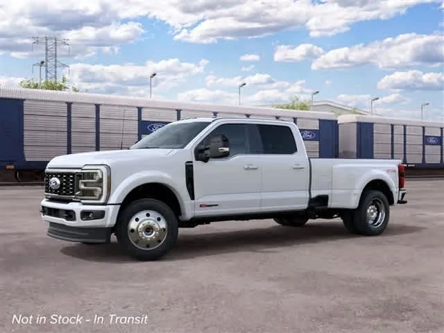 New 2027 Star White Metallic Tri-Coat Ford Platinum image 1