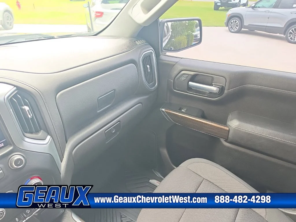 Used 2022 Black Chevrolet LT Trail Boss image 15