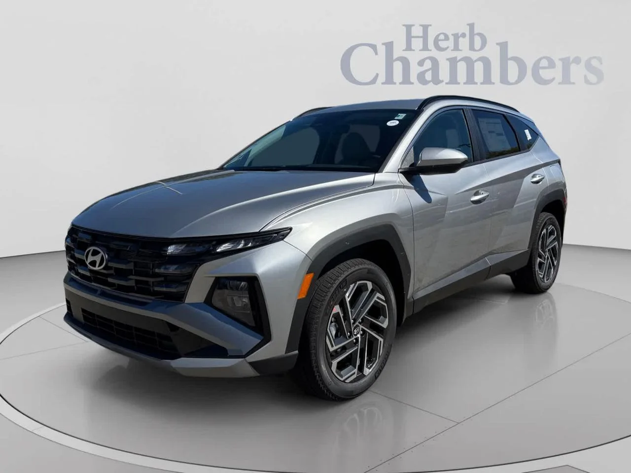 New 2026 Silver Hyundai SEL Plus AWD image 9