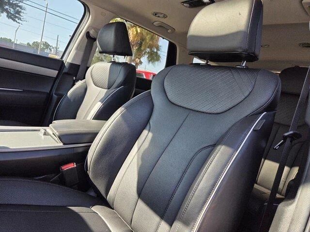 Used 2025 Hyper White Hyundai XRT image 11