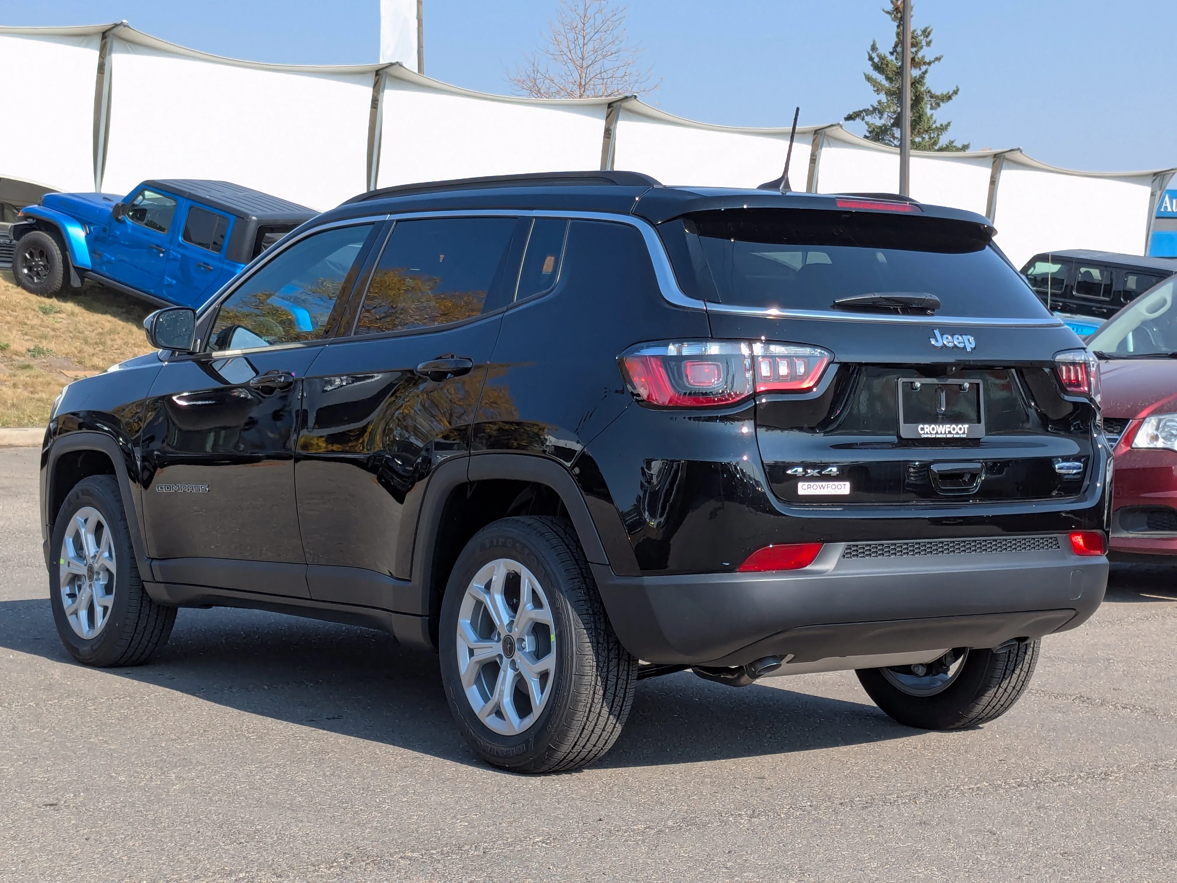 New 2026 Black Jeep North - Panoramic Sunroof - Alpine Audio -  Adaptive Cruise - Power Liftgate & Tons More! image 6