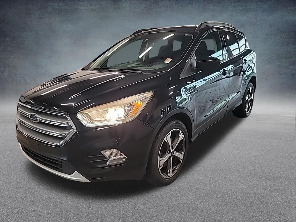 Used 2017 Ford Escape SE with VIN 1FMCU9GD6HUD82162 for sale in Richmond, IN