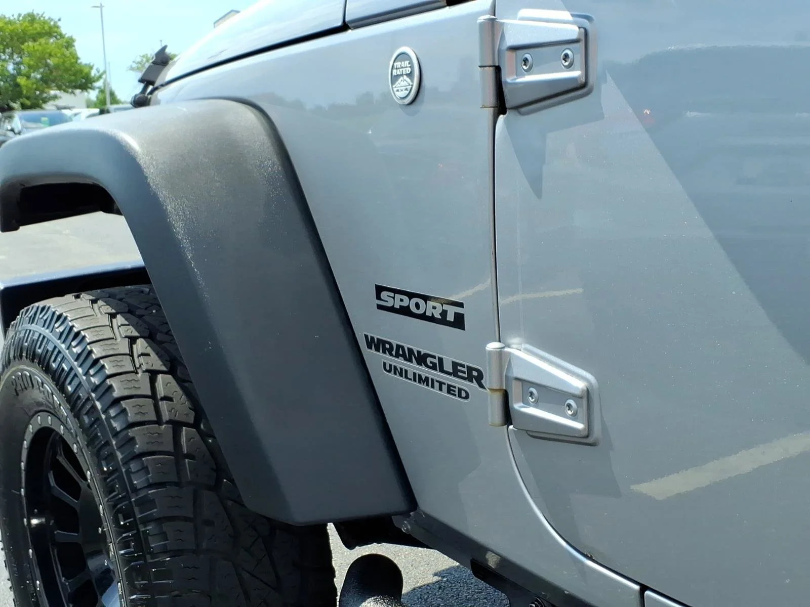 Used 2013 Billet Silver Metallic Jeep Sport image 33