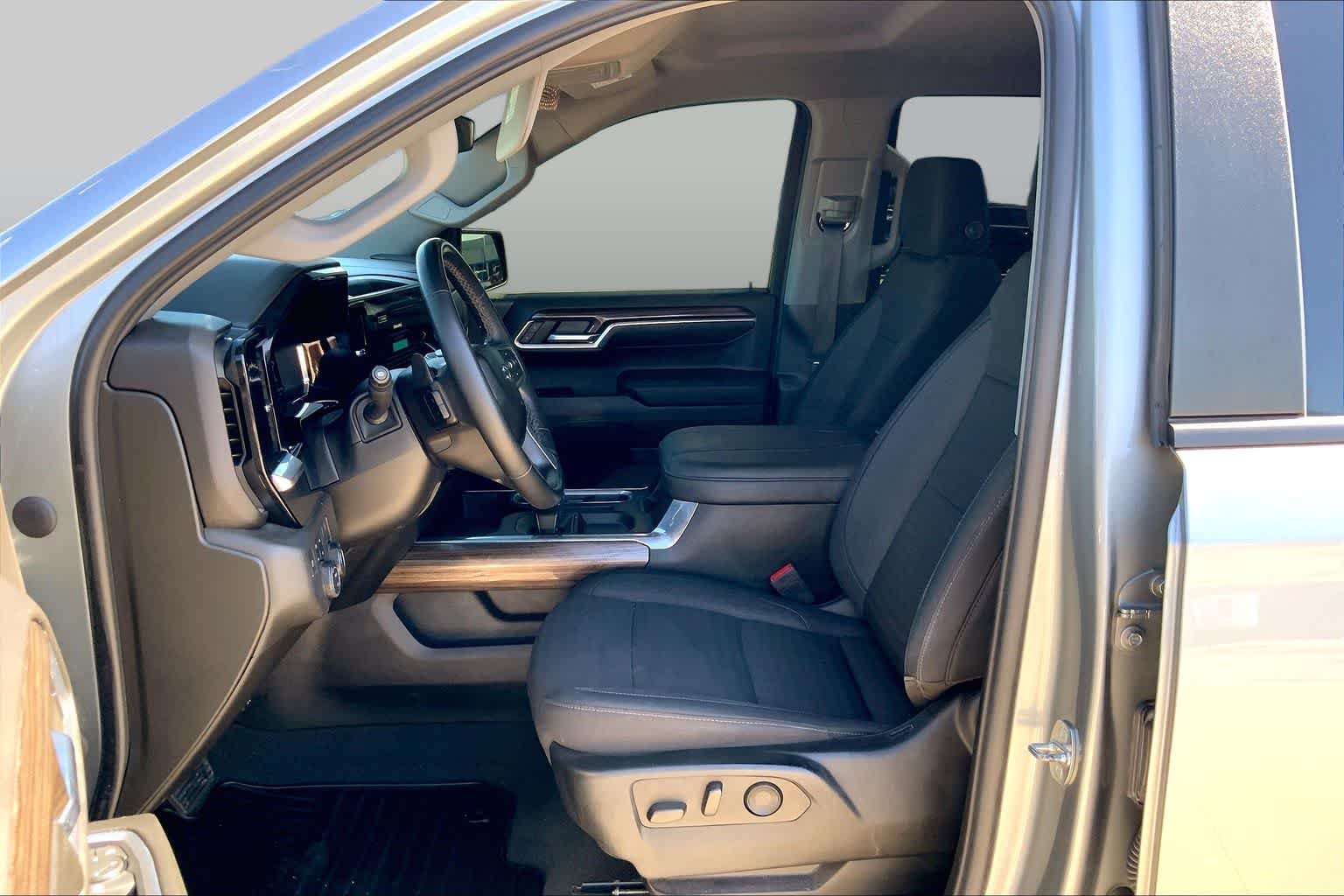 Used 2023 Sterling Gray Metallic Chevrolet RST image 8