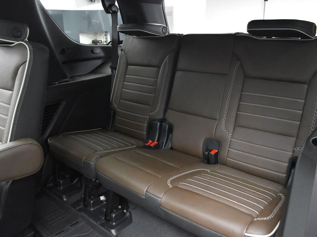 Used 2025 Volcanic Red GMC Denali Ultimate image 30