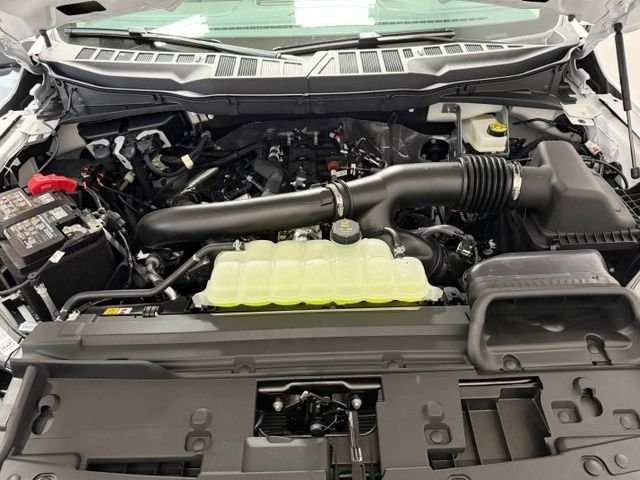 New 2026 Oxford White Ford XL image 35