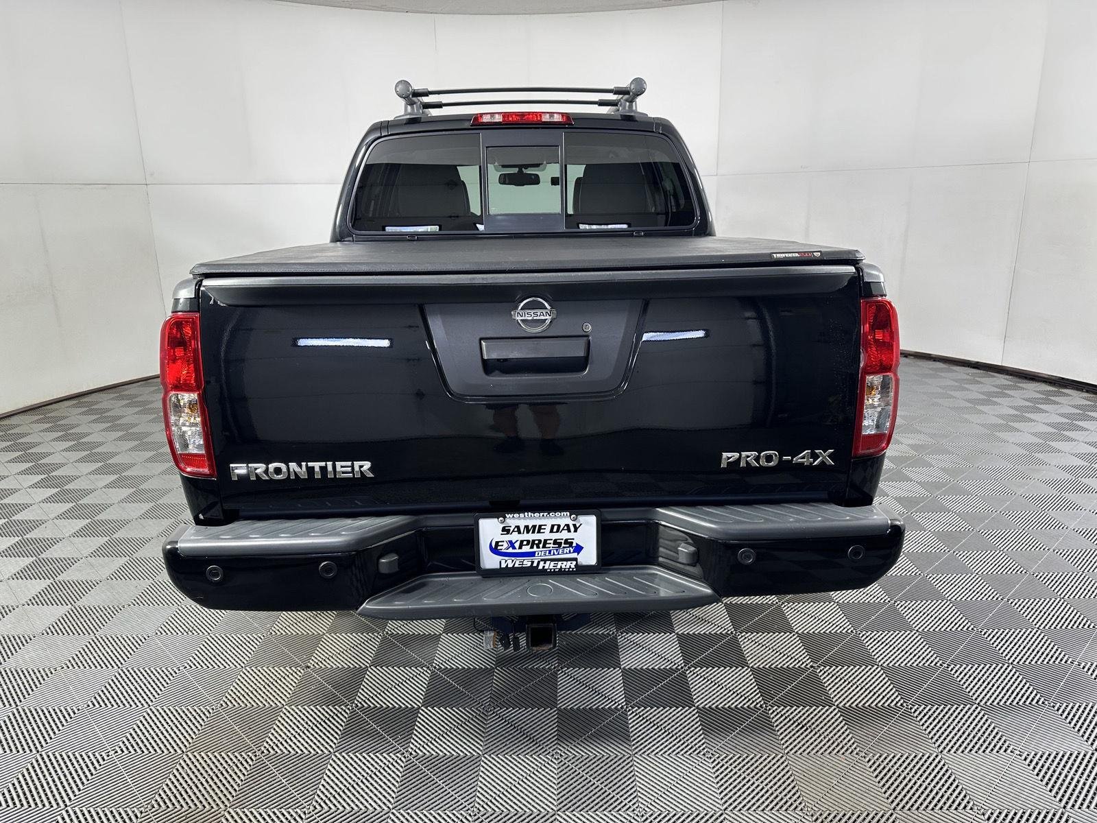 Used 2019 Magnetic Black Pearl Nissan PRO-4X image 17