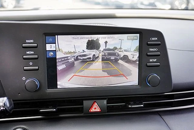 Used 2025 Gray Hyundai SEL Sport image 24