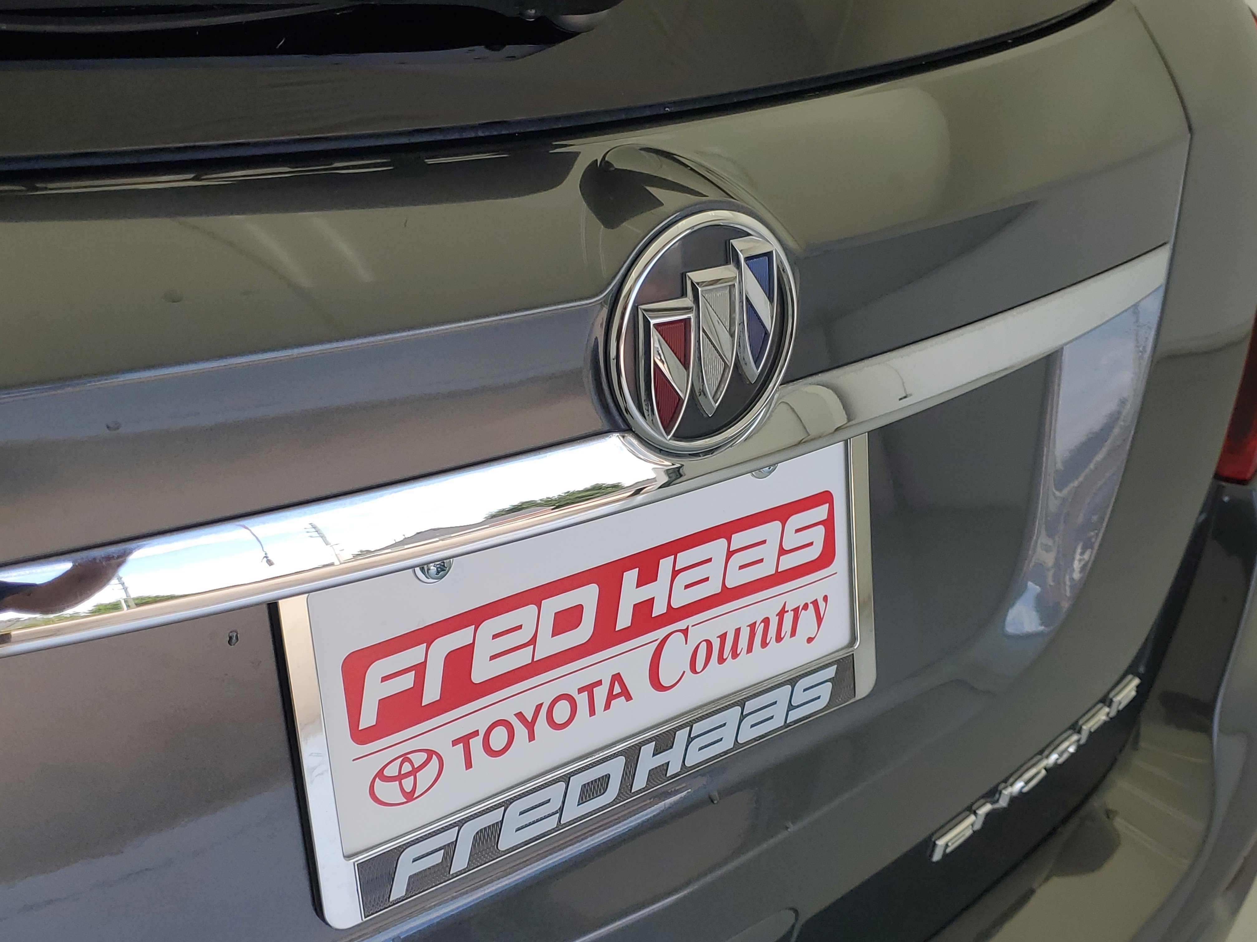 Used 2018 Graphite Gray Metallic Buick Preferred image 8